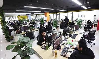 重慶造首款無人駕駛共享汽車亮相美國硅谷，技術(shù)實(shí)力引領(lǐng)出行變革